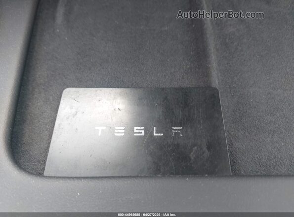 7SAYGAEE3RF159105 2024 TESLA MODEL Y Синий Вид панели приборов