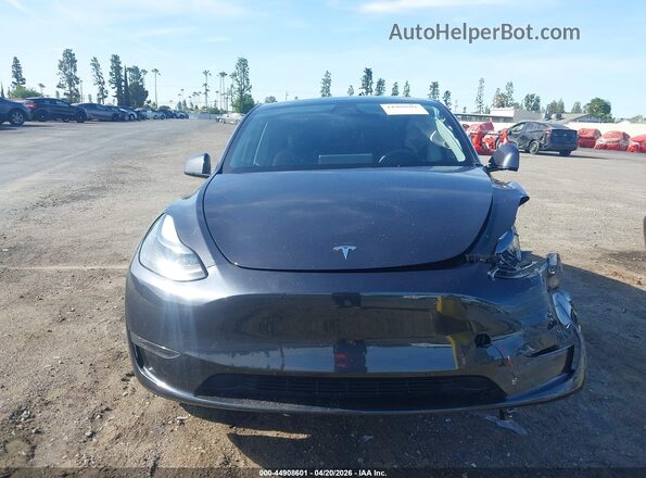 7SAYGAEE3SF302608 2025 TESLA MODEL Y Серый Вид задней части салона
