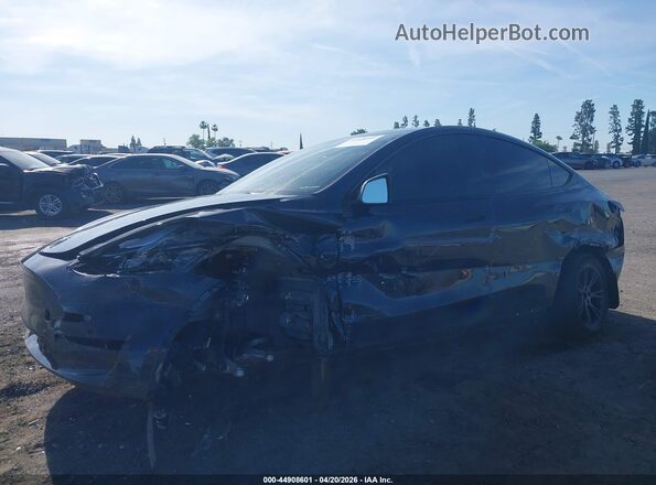 7SAYGAEE3SF302608 2025 TESLA MODEL Y Серый 
