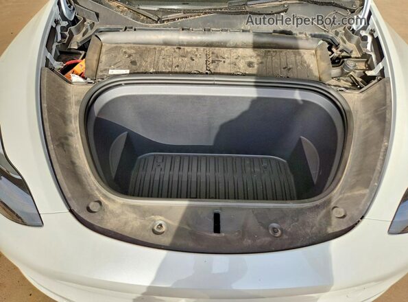 7SAYGAEE7RF046578 2024 TESLA MODEL Белый Вид задней части салона