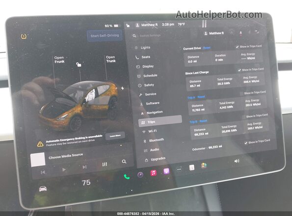 7SAYGAEE9PF964944 2023 TESLA MODEL Y Gray Vista de los asientos traseros