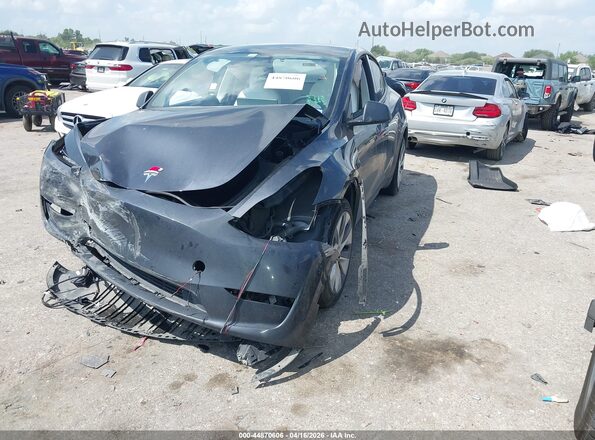 7SAYGAEEXRF075122 2024 TESLA MODEL Y Серый Передняя левая четверть