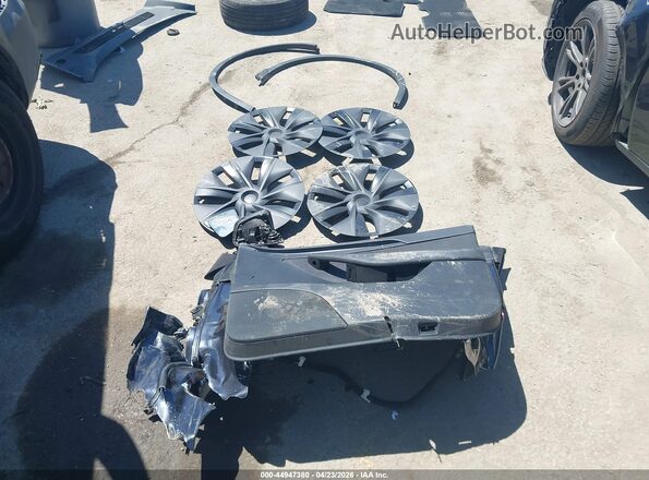 7SAYGDED0SF316099 2025 TESLA MODEL Y Black Առջևի վահանակի տեսք