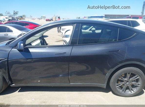 7SAYGDED0SF316099 2025 TESLA MODEL Y Black Սալոնի 360 աստիճան տեսք