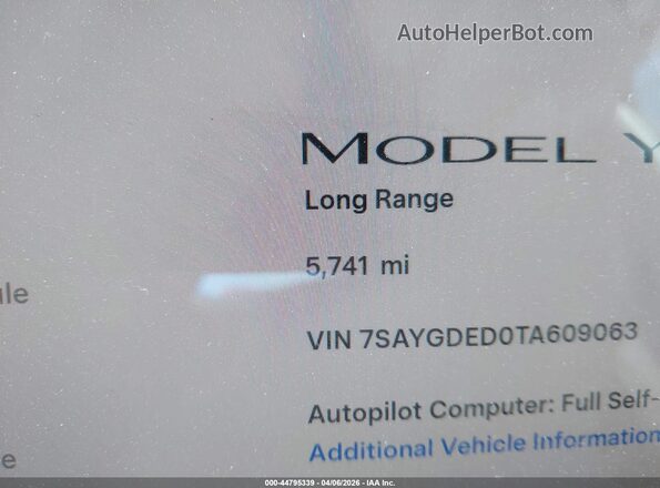 7SAYGDED0TA609063 2026 TESLA MODEL Y Белый 