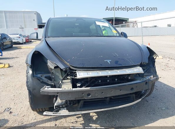 7SAYGDED1RF152274 2024 TESLA MODEL Y Black Դիմացի տեսք