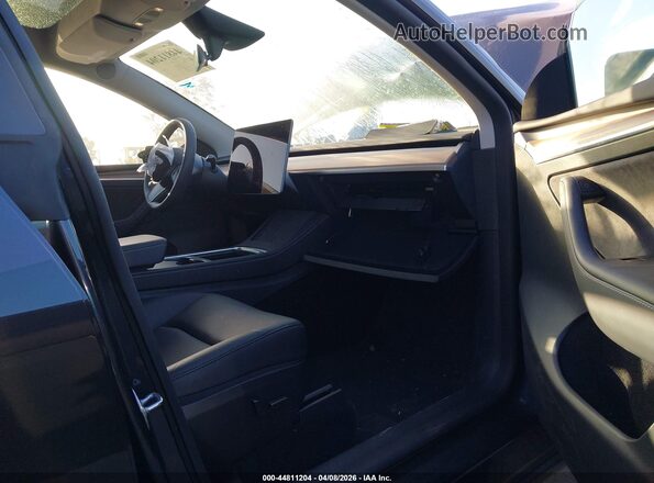 7SAYGDED1SF269200 2025 TESLA MODEL Y Black Vista interior delantera