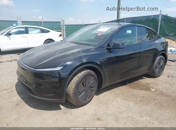 7SAYGDED1TA664458 2026 TESLA MODEL Y Black Przód lewy