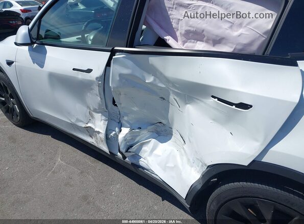 7SAYGDED3SF282241 2025 TESLA MODEL Y White 