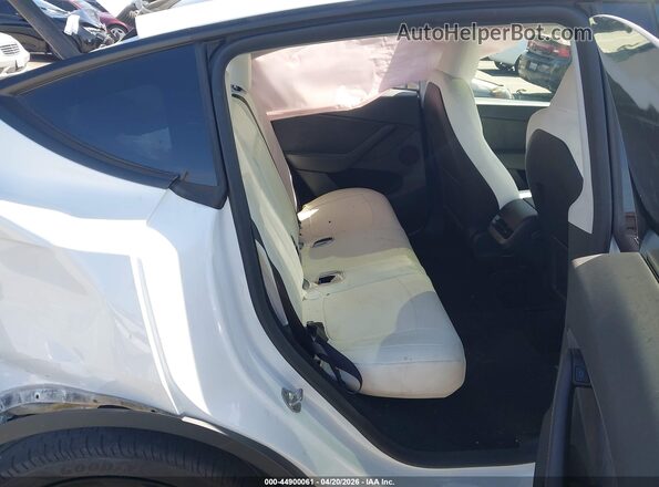 7SAYGDED3SF282241 2025 TESLA MODEL Y White 