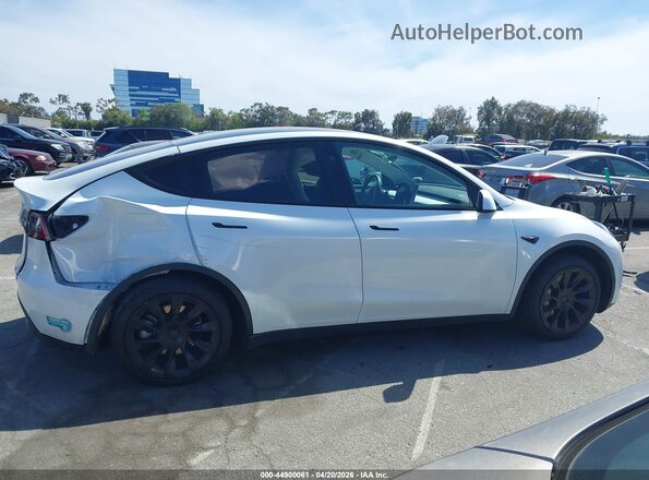 7SAYGDED3SF282241 2025 TESLA MODEL Y White 