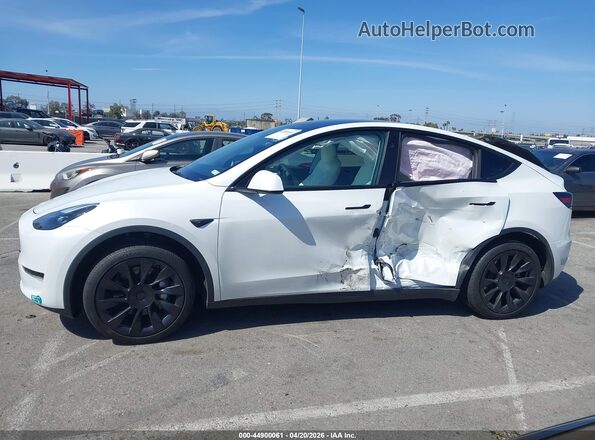 7SAYGDED3SF282241 2025 TESLA MODEL Y White 