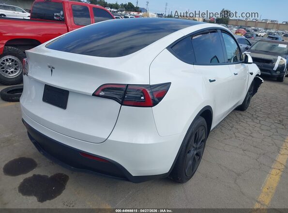 7SAYGDED4RF112514 2024 TESLA MODEL Y White Trasero derecho