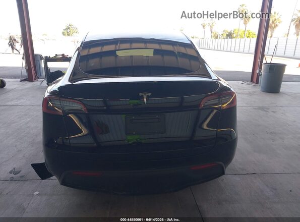 7SAYGDED4SF278571 2025 TESLA MODEL Y Черный Панорамный вид салона 360°