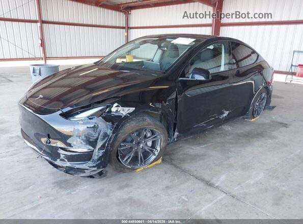 7SAYGDED4SF278571 2025 TESLA MODEL Y Черный Передняя левая четверть