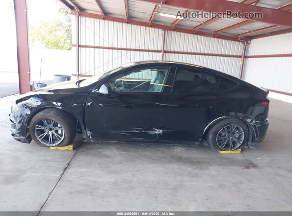 7SAYGDED4SF278571 2025 TESLA MODEL Y Черный Вид щитка приборов