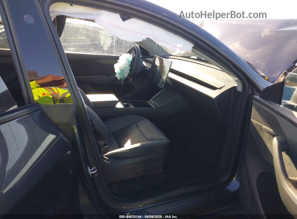 7SAYGDED4TA581106 2026 TESLA MODEL Y Black 