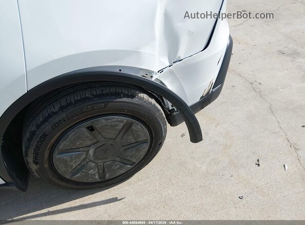 7SAYGDED4TA593109 2026 TESLA MODEL Y White Front view