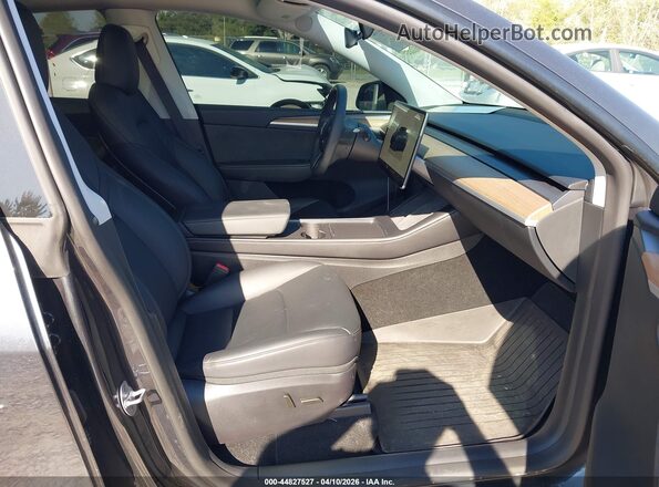 7SAYGDED5SA343358 2025 TESLA MODEL Y Черный 