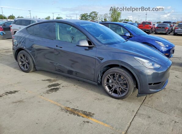 7SAYGDED5SF249158 2025 TESLA MODEL Y Gray Դիմացի տեսք