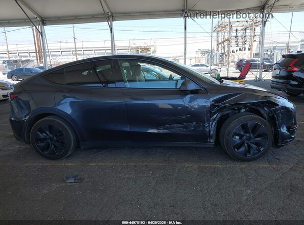 7SAYGDED6RF132764 2024 TESLA MODEL Y Черный Вид задней части салона