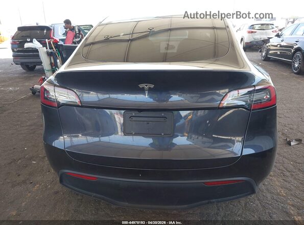 7SAYGDED6RF132764 2024 TESLA MODEL Y Черный 