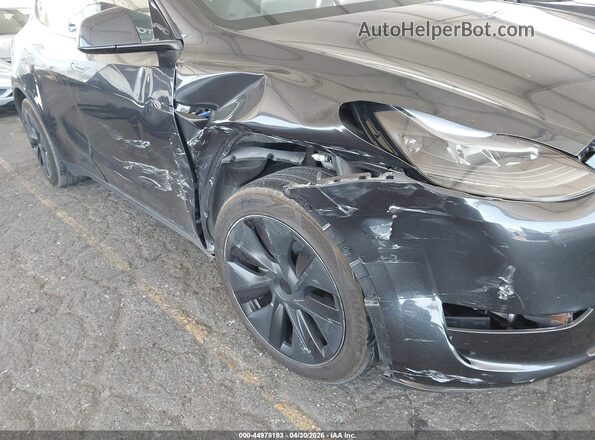 7SAYGDED6RF132764 2024 TESLA MODEL Y Черный Вид спереди