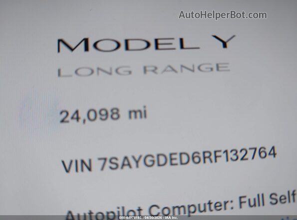 7SAYGDED6RF132764 2024 TESLA MODEL Y Черный 