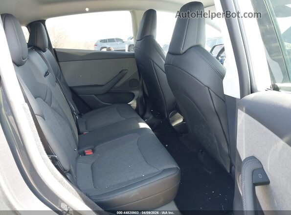 7SAYGDED6TA590597 2026 TESLA MODEL Y Серый Вид наклейки с VIN-кодом
