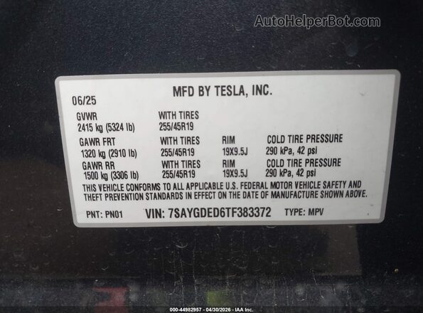 7SAYGDED6TF383372 2026 TESLA MODEL Y Gray Widok komory silnika