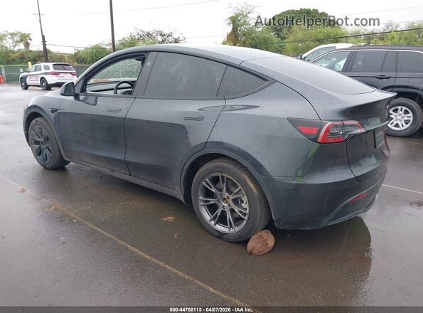 7SAYGDED7SF313345 2025 TESLA MODEL Y Gray 