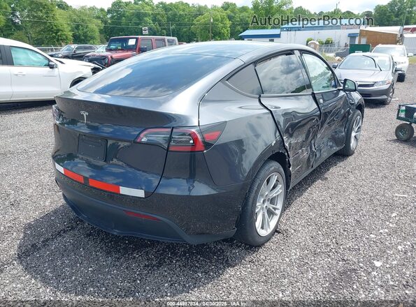 7SAYGDED8RF015297 2024 TESLA MODEL Y Серый Задняя правая четверть