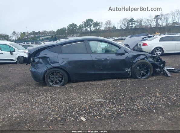 7SAYGDED8SA369646 2025 TESLA MODEL Y Gray უკანა სალონის ხედი