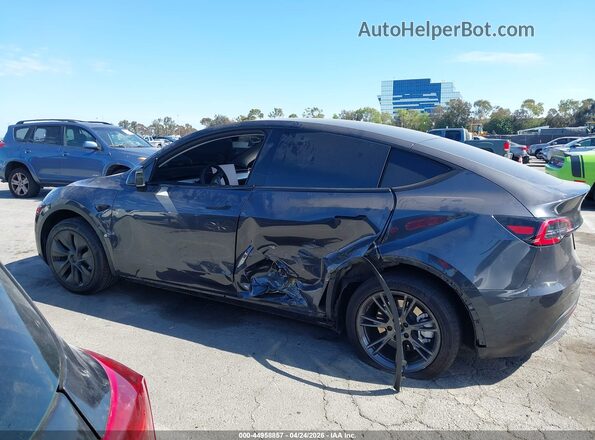 7SAYGDED8SA373941 2025 TESLA MODEL Y Black 