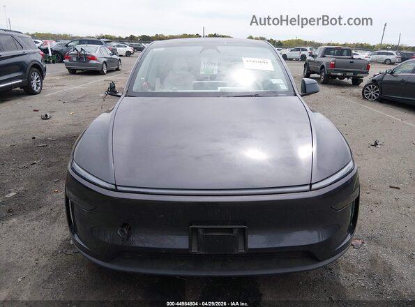7SAYGDED9TA459874 2026 TESLA MODEL Y Gray ხელსაწყოთა პანელის ხედი