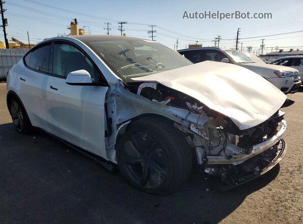 7SAYGDED9TF542272 2026 TESLA MODEL White Front right