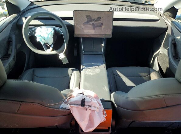 7SAYGDED9TF542272 2026 TESLA MODEL White Dashboard view
