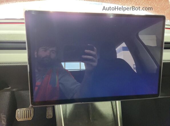 7SAYGDEDXTF429320 2026 TESLA MODEL Red Вид щитка приладів