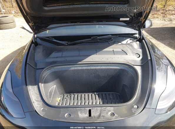 7SAYGDEE0RA218884 2024 TESLA MODEL Y Черный Вид сзади