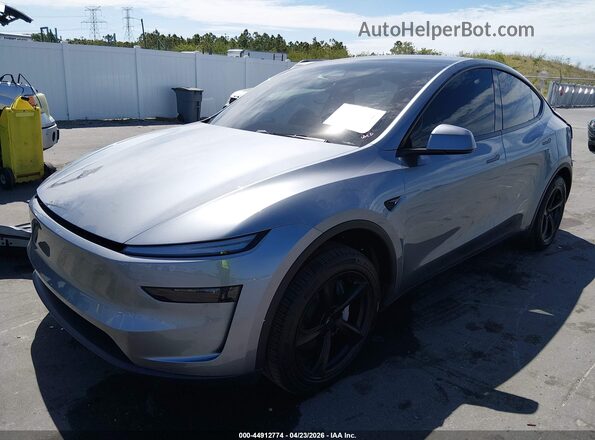 7SAYGDEE0TA590684 2026 TESLA MODEL Y Black Front left