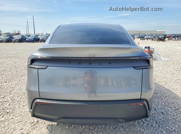 7SAYGDEE0TA615065 2026 TESLA MODEL Gray Rear view