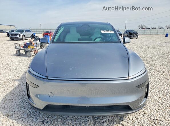 7SAYGDEE0TA615065 2026 TESLA MODEL Gray Front view