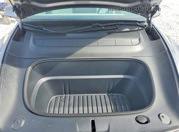 7SAYGDEE0TA615065 2026 TESLA MODEL Gray Rear interior view