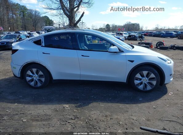 7SAYGDEE1NA009681 2022 TESLA MODEL Y Black Vista interior trasera