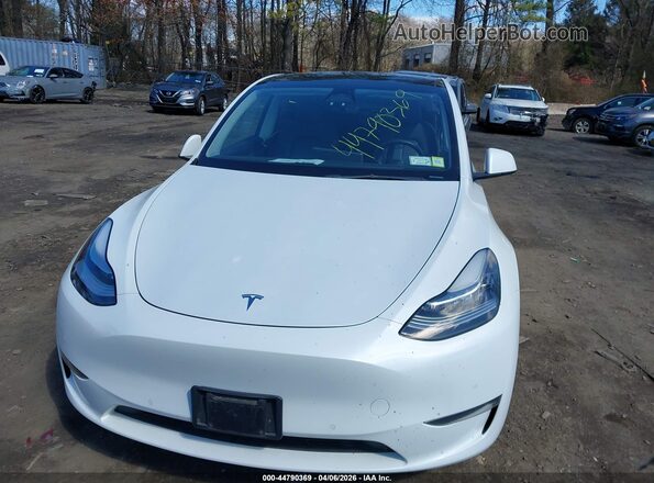 7SAYGDEE1NA009681 2022 TESLA MODEL Y Black Vista del cuadro de instrumentos