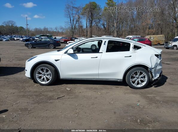 7SAYGDEE1NA009681 2022 TESLA MODEL Y Black Vista interior de 360 grados
