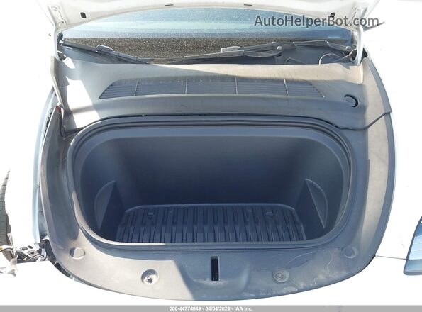 7SAYGDEE1NA011043 2022 TESLA MODEL Y White Вид ззаду