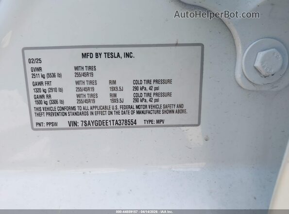 7SAYGDEE1TA378554 2026 TESLA MODEL Y White Շարժիչի բաժամունքի տեսք