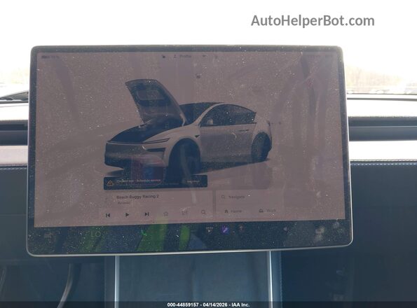 7SAYGDEE1TA378554 2026 TESLA MODEL Y White Հետևի նստատեղերի տեսք