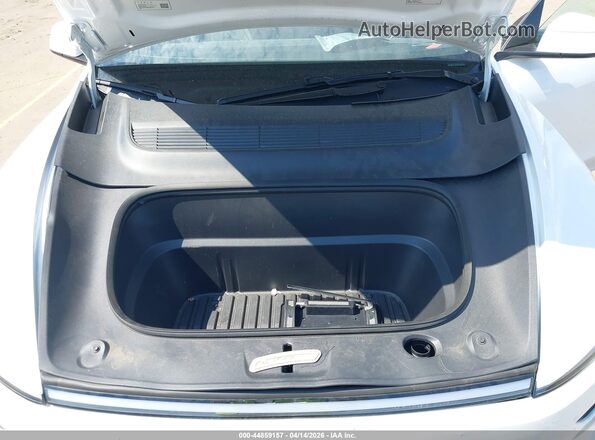 7SAYGDEE1TA378554 2026 TESLA MODEL Y White Հետևի տեսք
